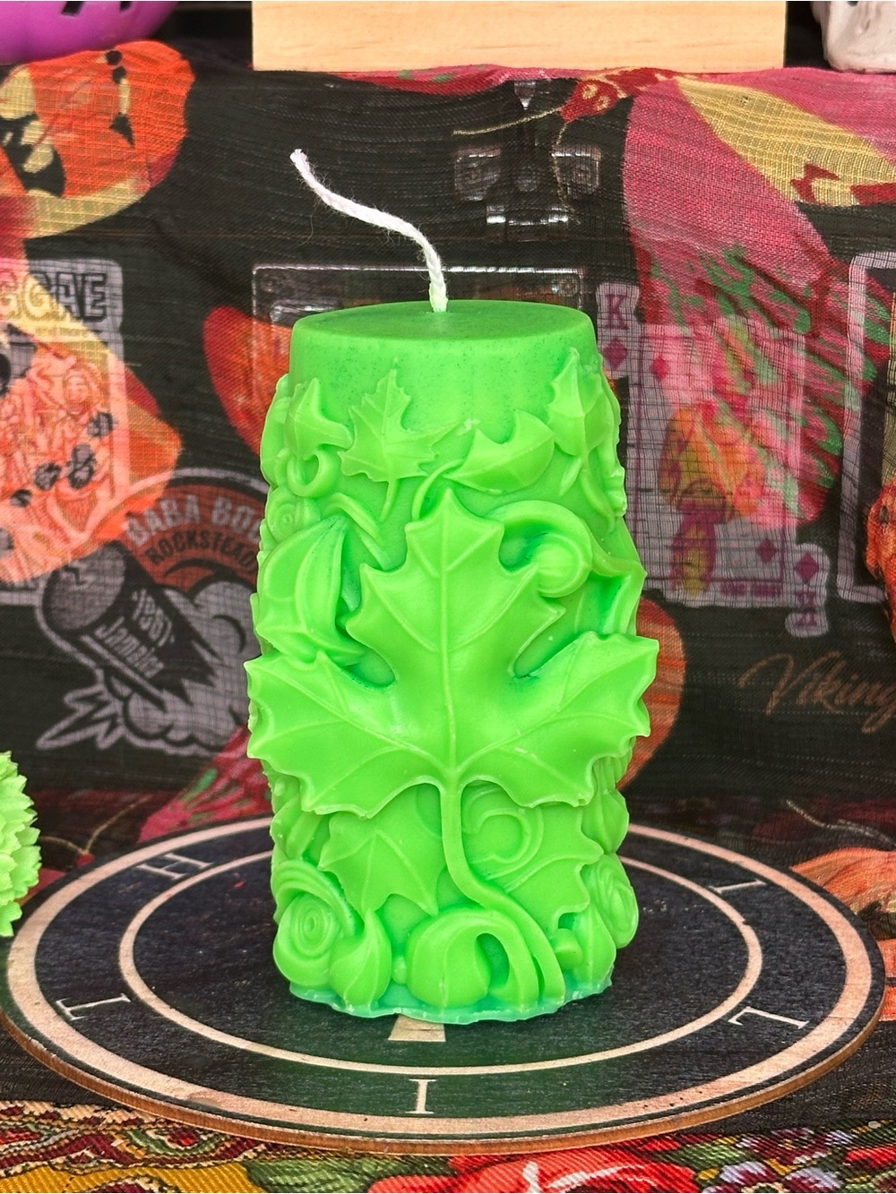 Handmade Bright Green Leaf Pillar Candle – Botanical Woodland Candle